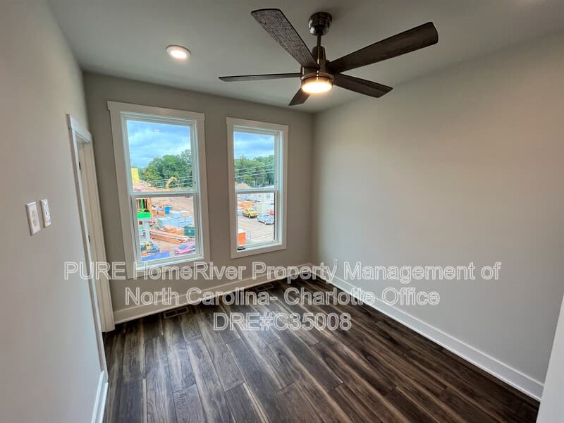 Charlotte House: 611 W Tremont Ave