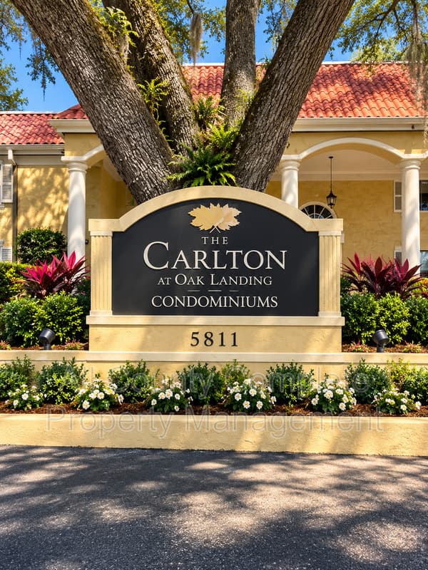 Jacksonville Condo: 5811 Atlantic Blvd
