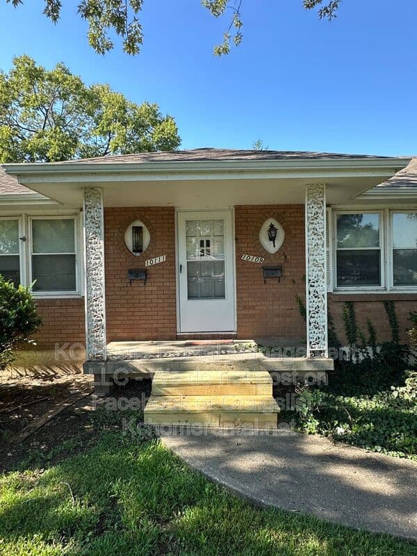 Raytown House: 10109 E 74th Ter
