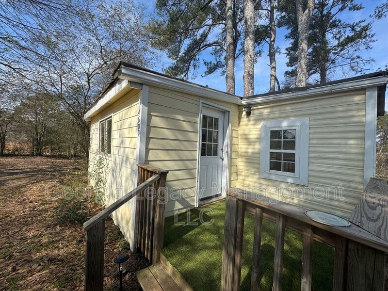 Hoschton House: 4600 Braselton Hwy