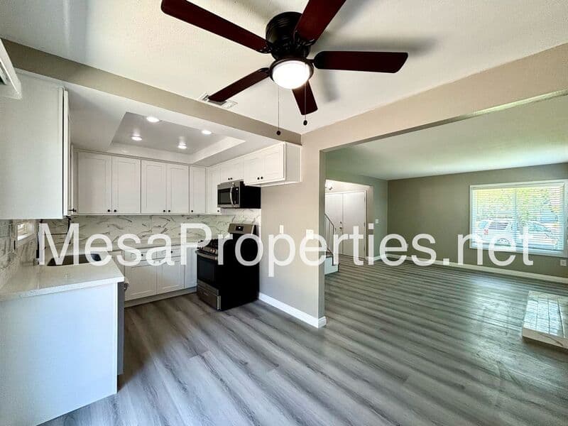 Ontario Condo: 1749 E Fairfield Ct