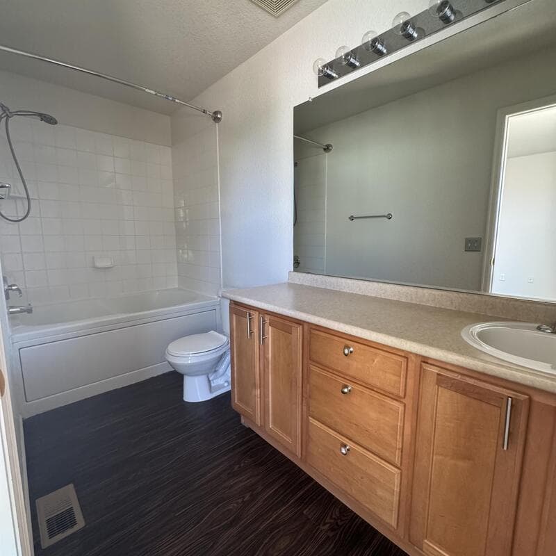 Denver House: 20000 Mitchell Pl.