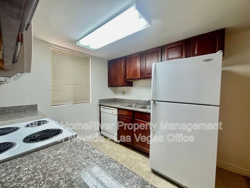 Las Vegas House: 5295 Indian River Dr