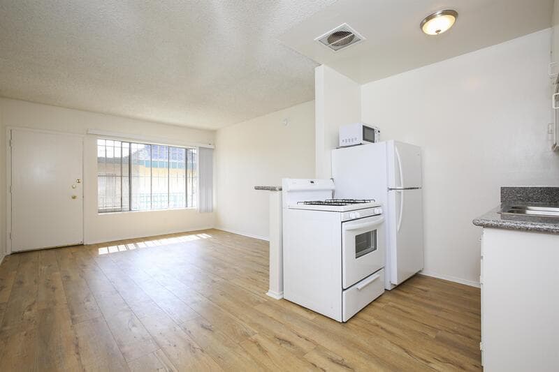 Los Angeles Condo: 12460 Culver Boulevard - 5