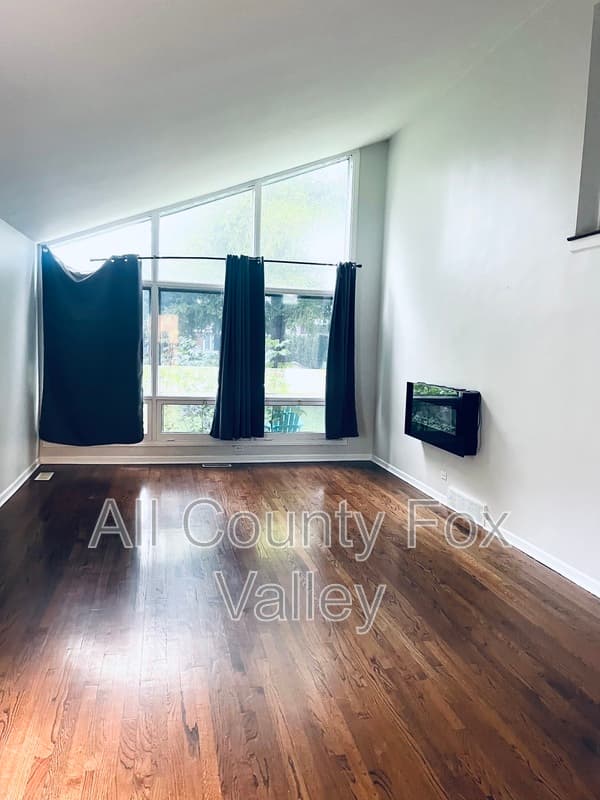 Highland Park House: 1370 Arbor Avenue