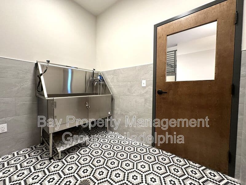 Chalfont Condo: 409 W Butler Ave