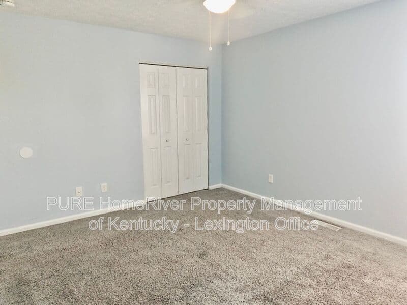 Lexington House: 2148 Curtiswood Dr
