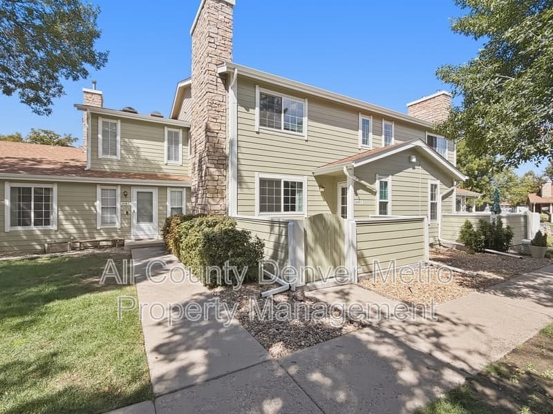 Arvada Townhome: 8418 Everett Way