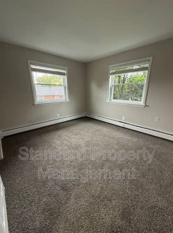 Rochester Condo: 2608 Dewey Ave (Apt 7)