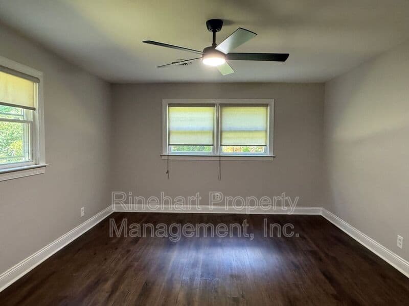 Rock Hill House: 645 Greenbriar Avenue