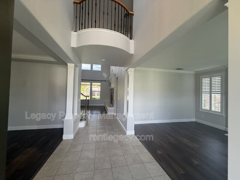 Roseville House: 8843 Latigo Court