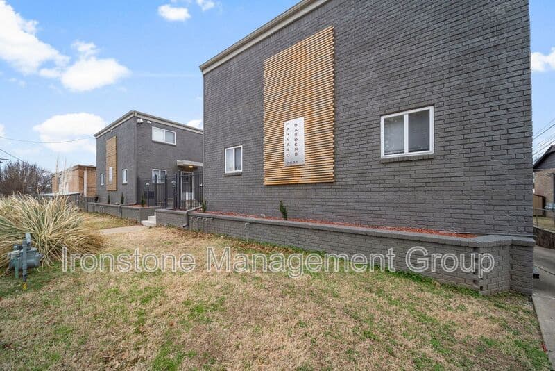 Tulsa House: 3636 S Indianapolis Ave