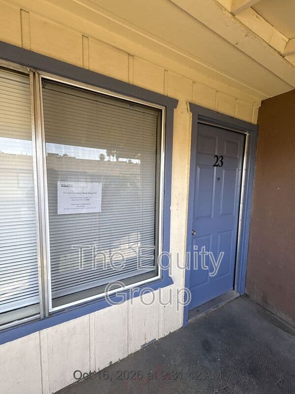 Visalia Condo: 615 S Demaree St