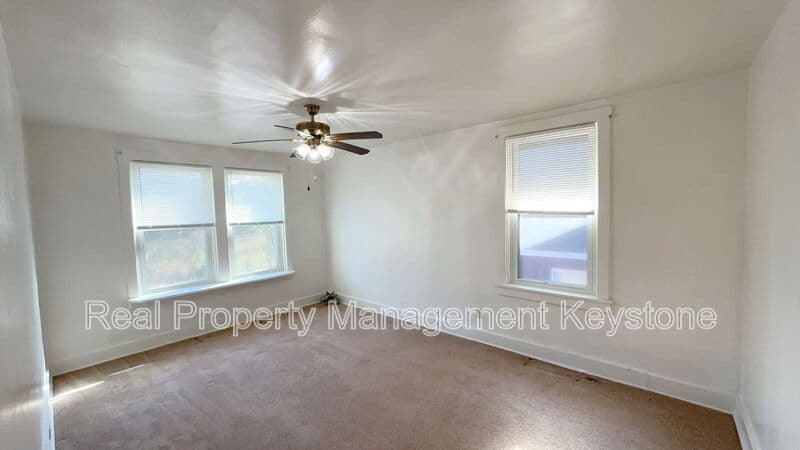 Pittsburgh Condo: 3518-3520 Campus Street