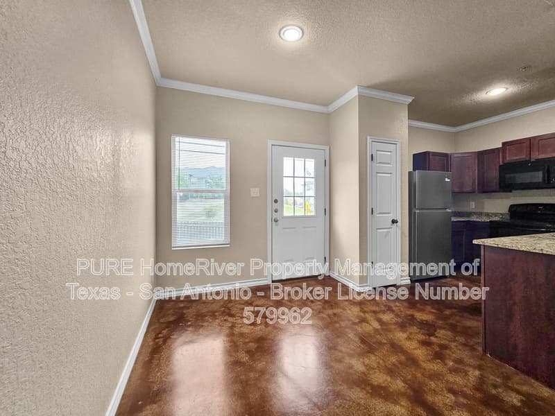 San Antonio House: 6322 Attucks Ln