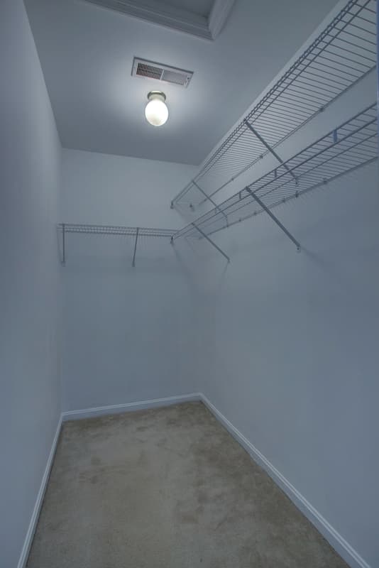 Lancaster House: 103 Black Oak Drive