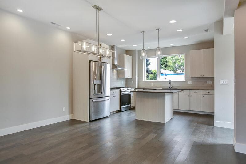 Portland House: 5758 SE 17th St