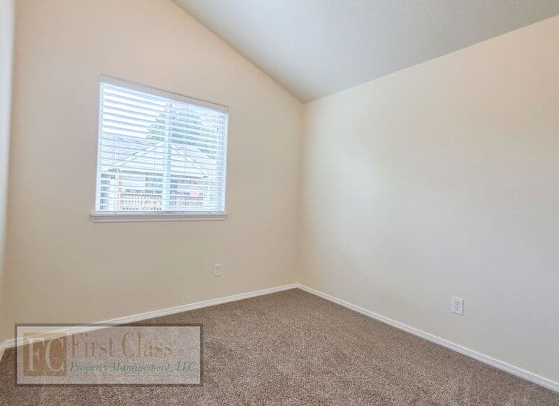 BEAVERTON Townhome: 773 SW 198TH PL