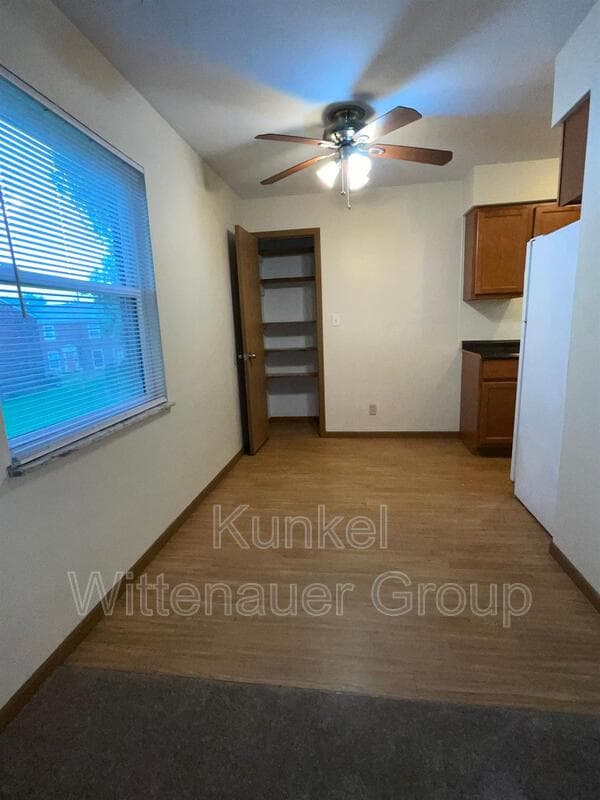 Swansea Condo: 1811-4 Jamestown Road