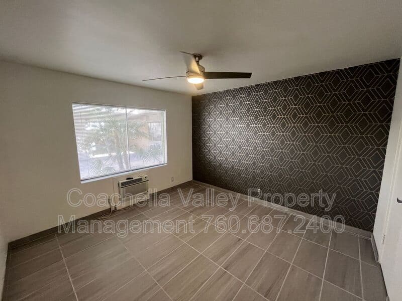 Palm Springs House: 2290 S Palm Canyon Drive