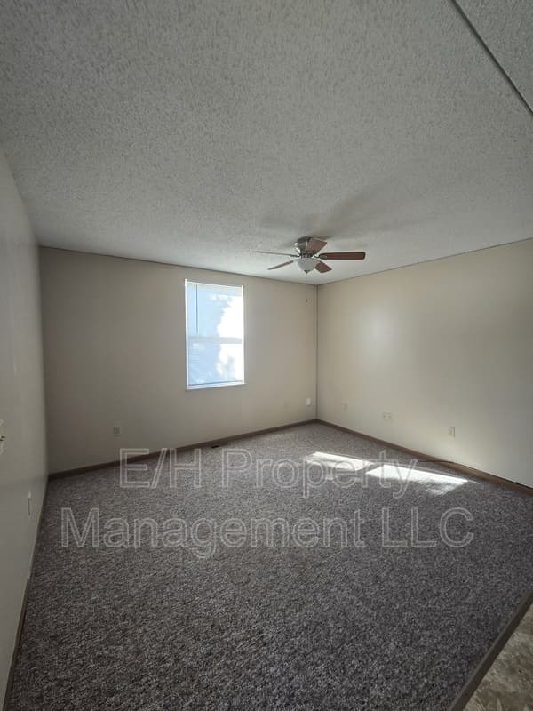 Wichita Condo: 1460 East 17th Street North