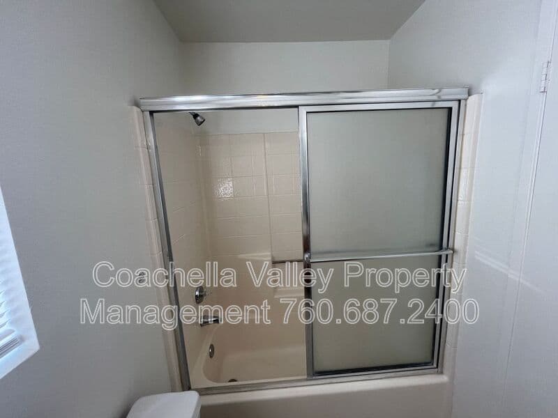 Cathedral City House: 28640 Landau Blvd