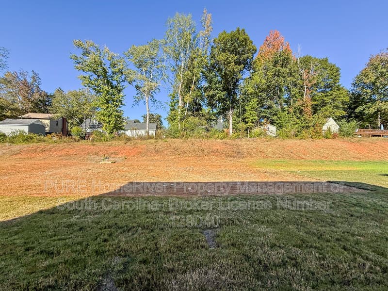 Spartanburg House: 491 Sundown Dr