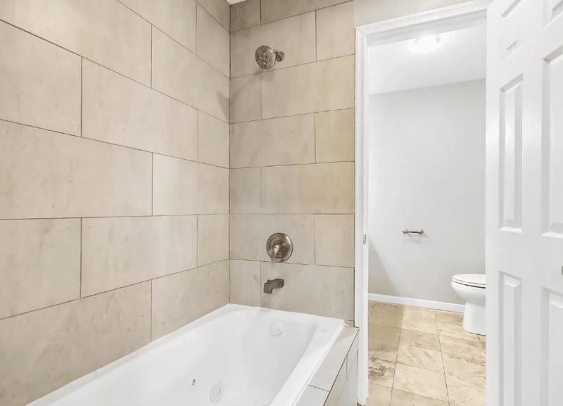 Crosby House: 16214 Port O Call Street