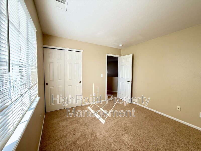 Brighton House: 5187 Pelican St