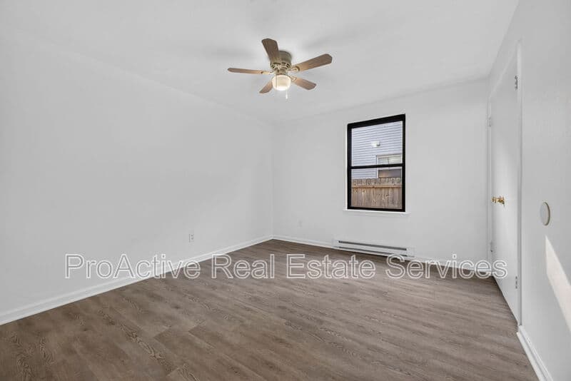 Norfolk Condo: 1436 Picadilly Street - J