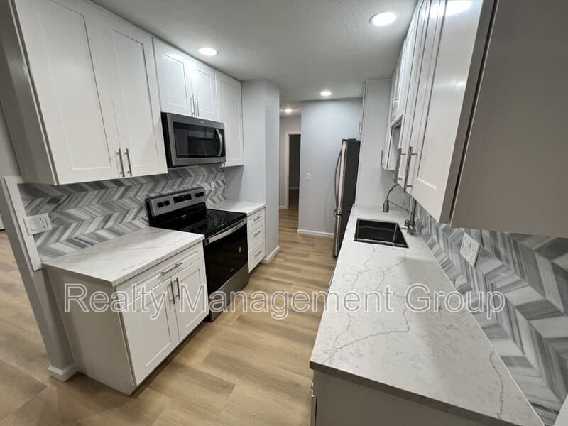 El Cajon Condo: 1013 Sunshine Ave