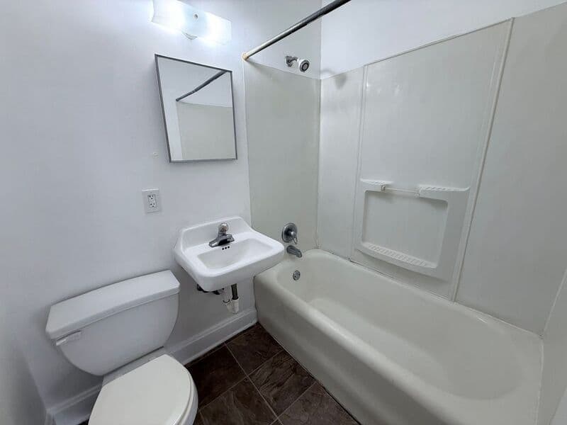 Independence House: 625 West Maple Avenue