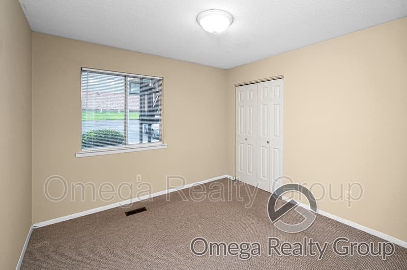 Jasper Condo: 1600 14th Ave E