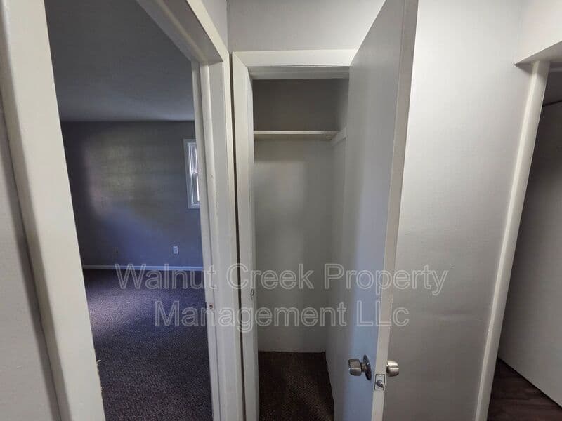 Elyria Condo: 41547 Elmwood St