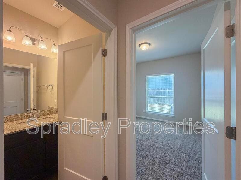 Temple House: 2037 Yarrelton Dr.