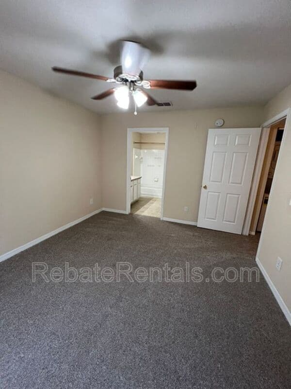 Jacksonville Condo: 13700 Richmond Park Drive N.