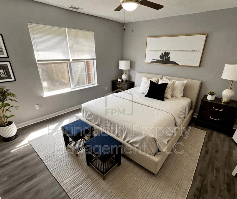 Cordova House: 1530 Estacada Way