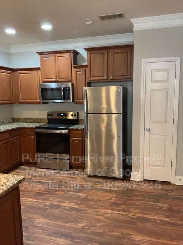 Riverdale Townhome: 2608 Haligan Pt
