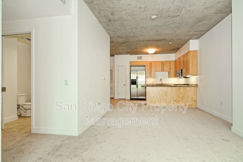 San Diego House: 801 Ash St.