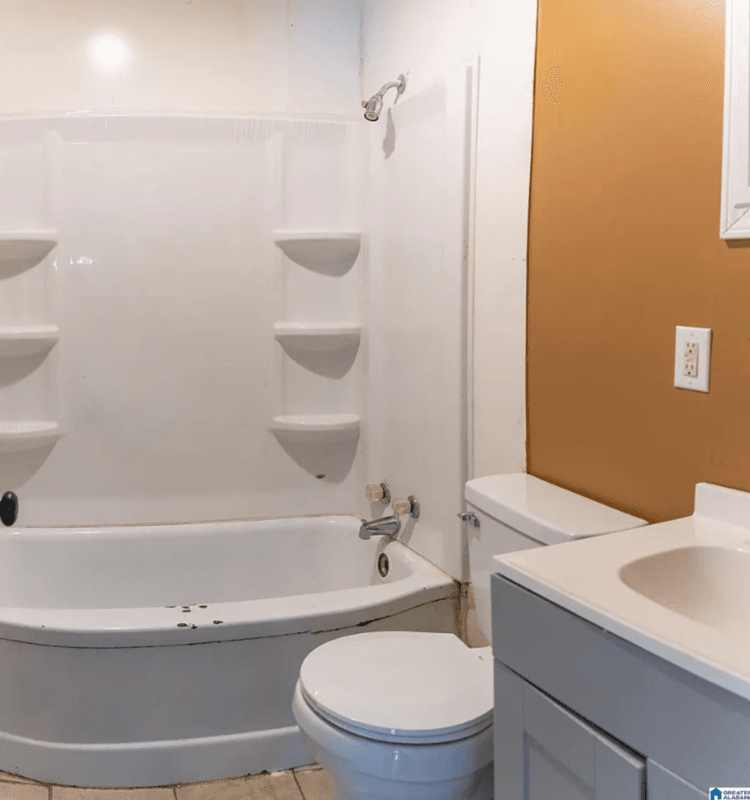 Birmingham House: 1408 Warrior Road
