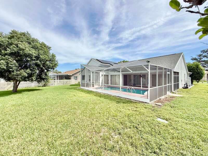 Spring Hill House: 1347 Overland Drive