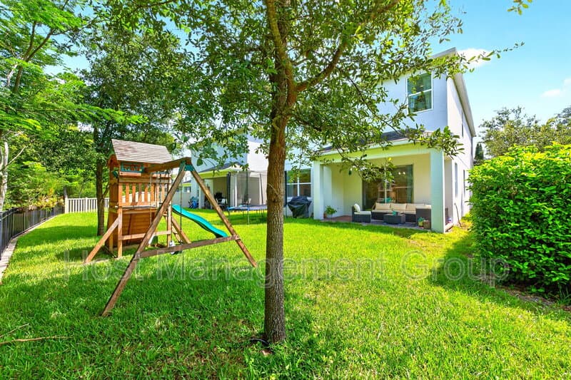 Orlando House: 8205 Bayliss Ct