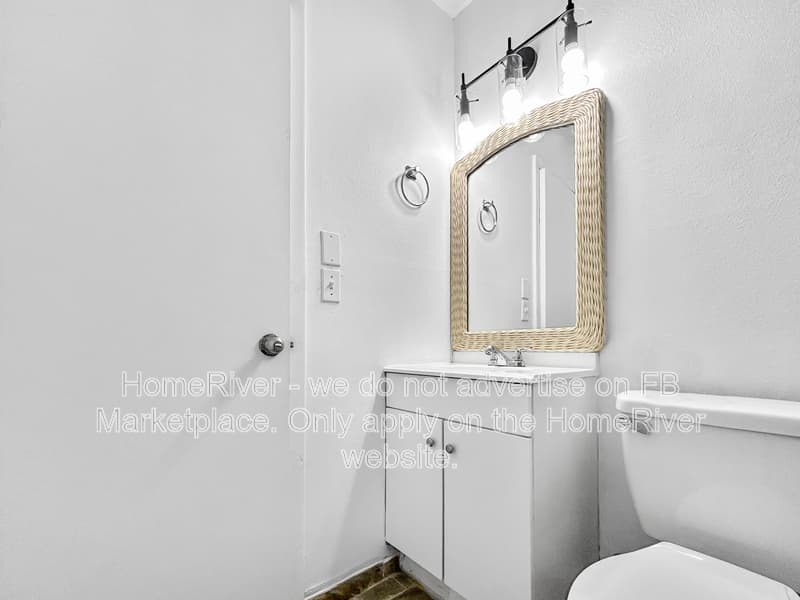 Jacksonville Condo: 5757 Antoinette Ln
