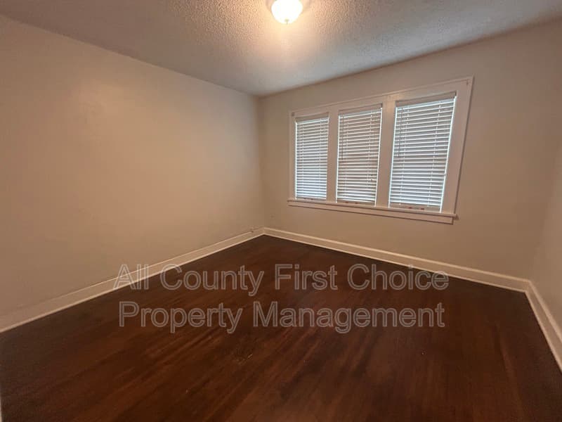 St. Petersburg House: 2511 55th Ave N