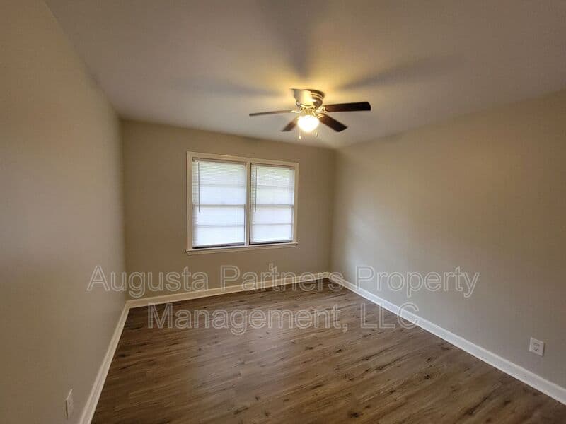 Augusta House: 2441 Dickey Rd