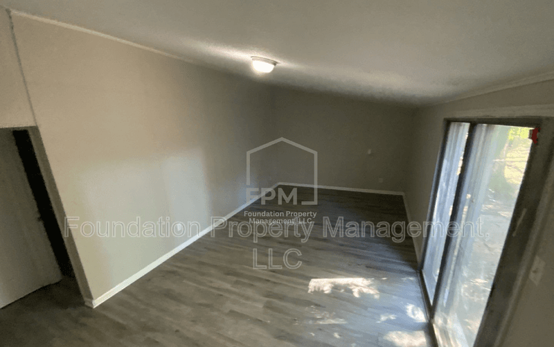 Memphis House: 3840 McCain Road