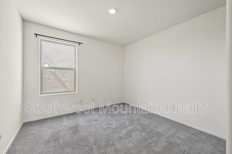 Coolidge House: 1333 W Pima Avenue