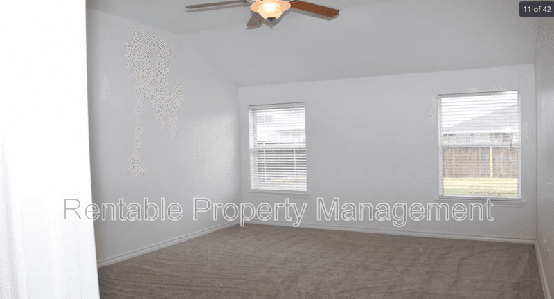 Mansfield House: 4704 Sailboat Dr.