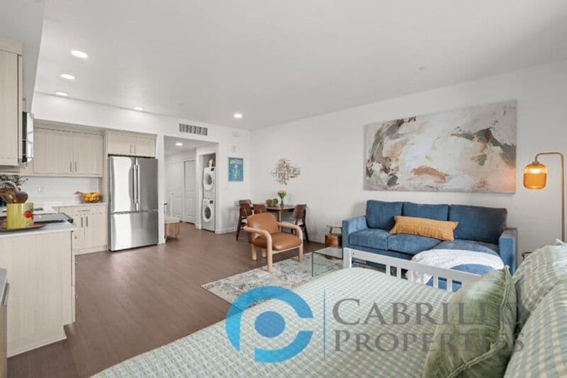 San Diego Condo: 2724 El Cajon Blvd
