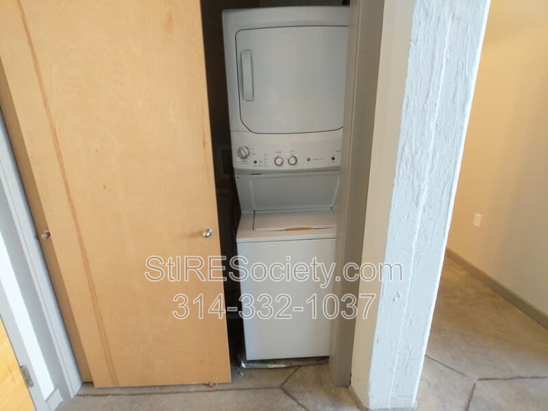 St. Louis Condo: 8125 Michigan Ave